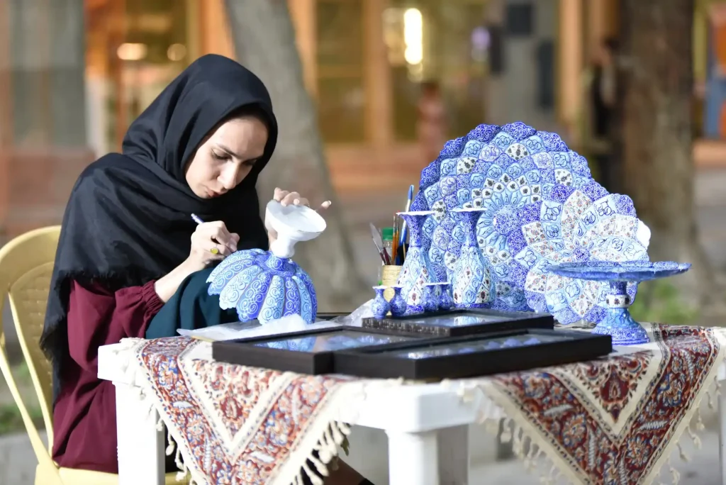 هفته ی صنایع دستی در چهارباغ عباسی